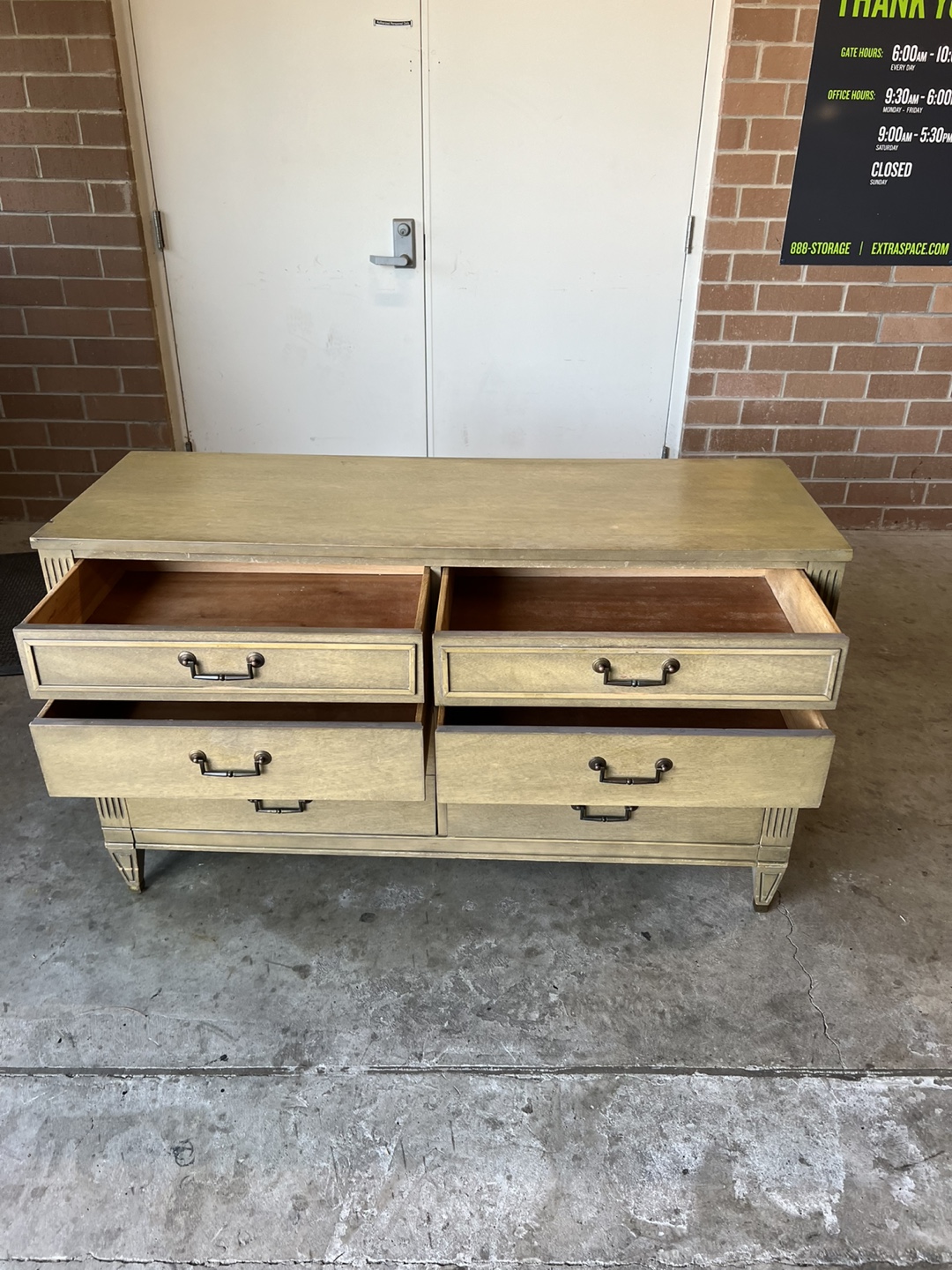 MCM Bassett 6 Drawer Dresser - photo 4