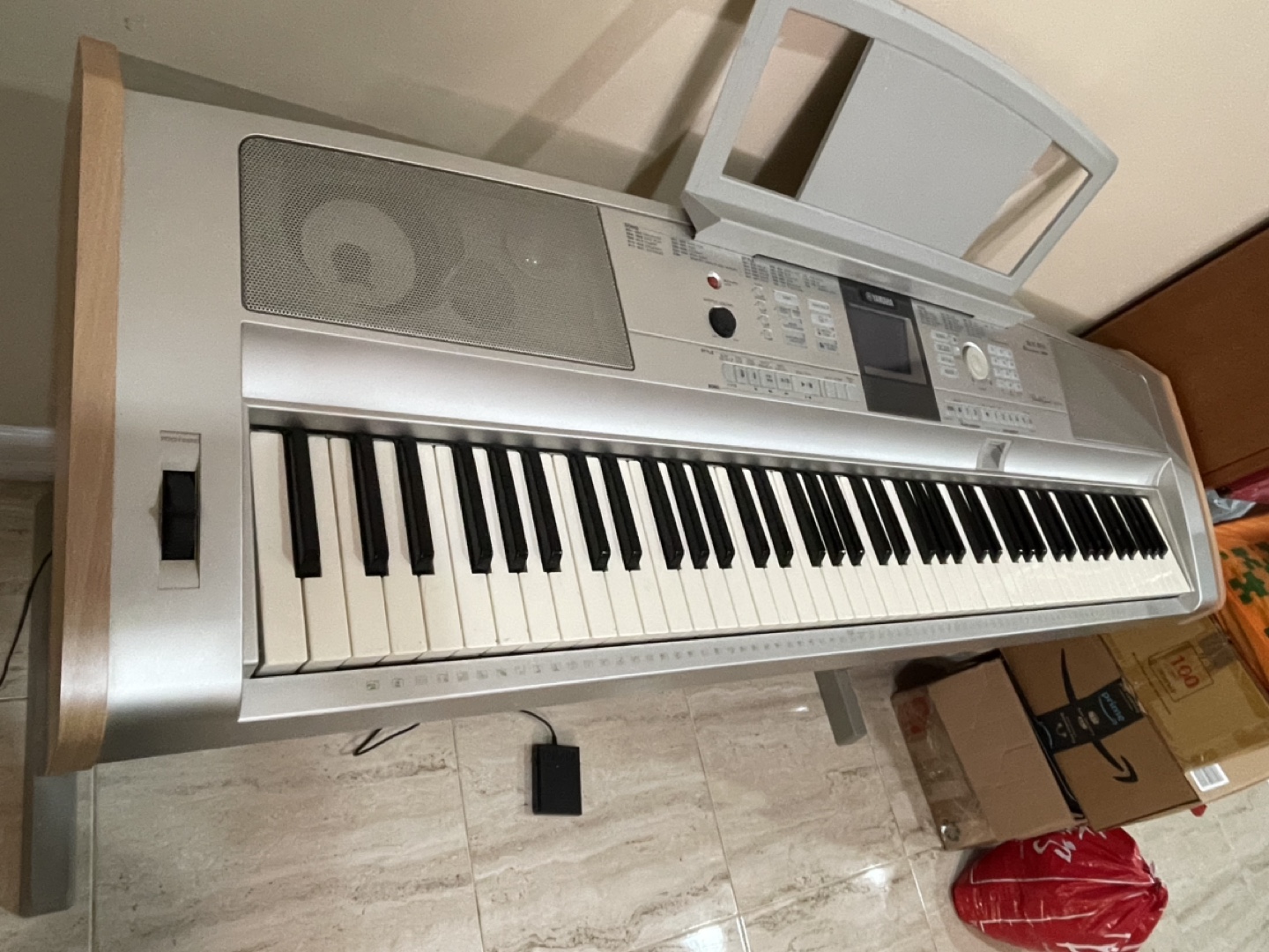 Yamaha DGX-505 Portable Grand Digital Keyboard - photo 2