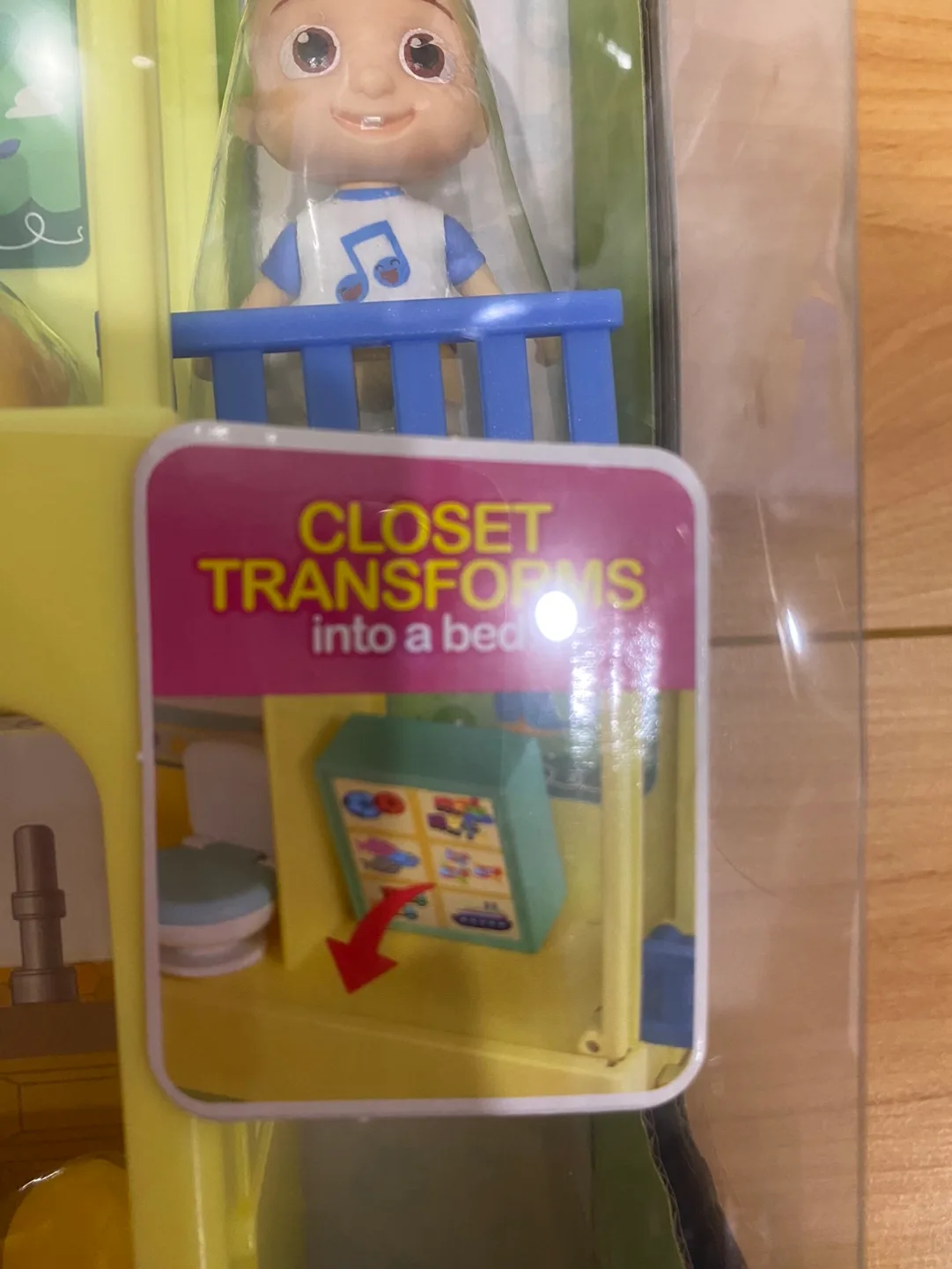 🥕 Brand new CoComelon Pop N' Play House Playset image indicator(4)