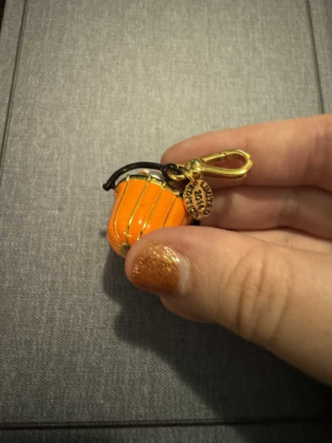 Juicy couture Halloween charm 🎃 - photo 4