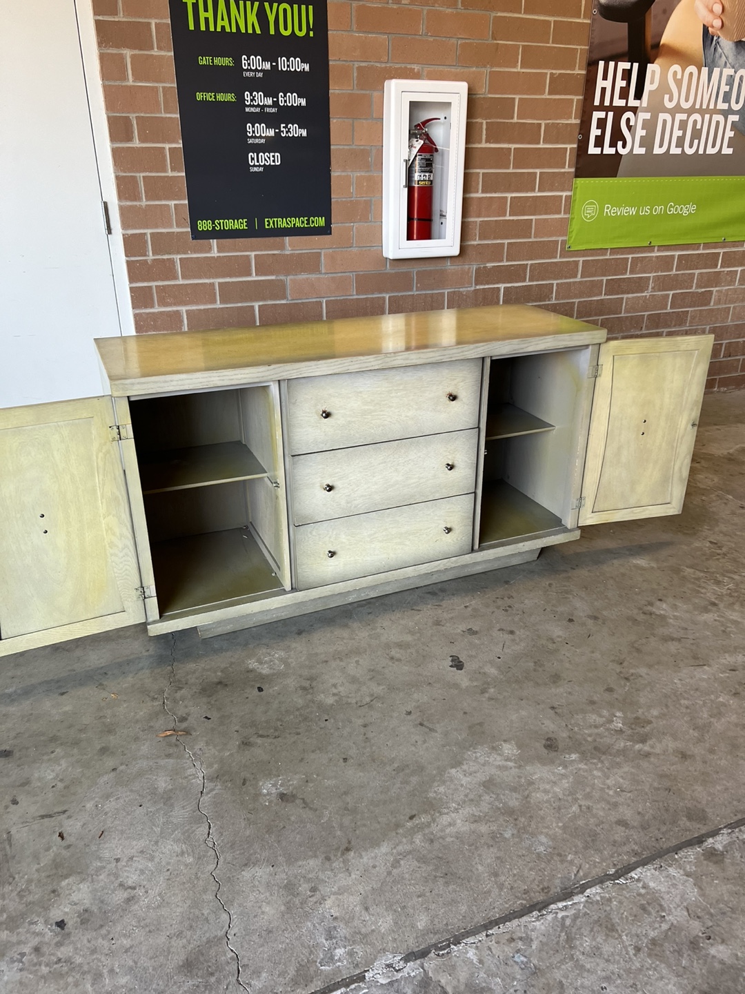 Mid Century Modern Buffet Cabinet - photo 3