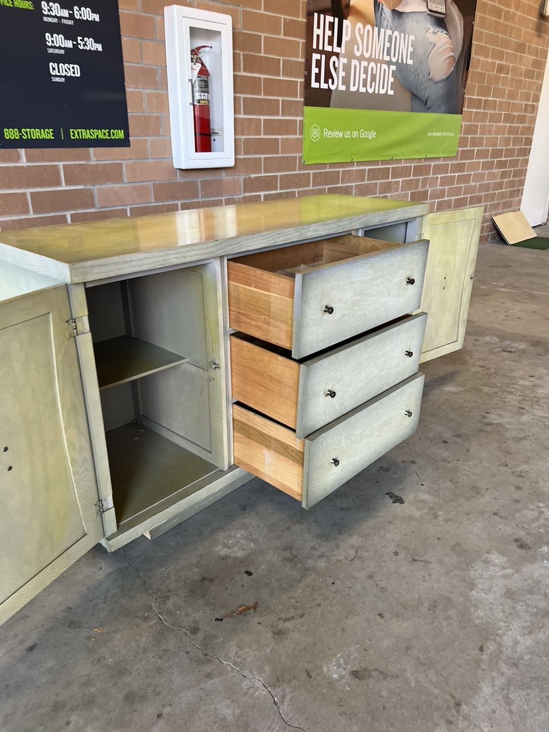 Mid Century Modern Buffet Cabinet - photo 4