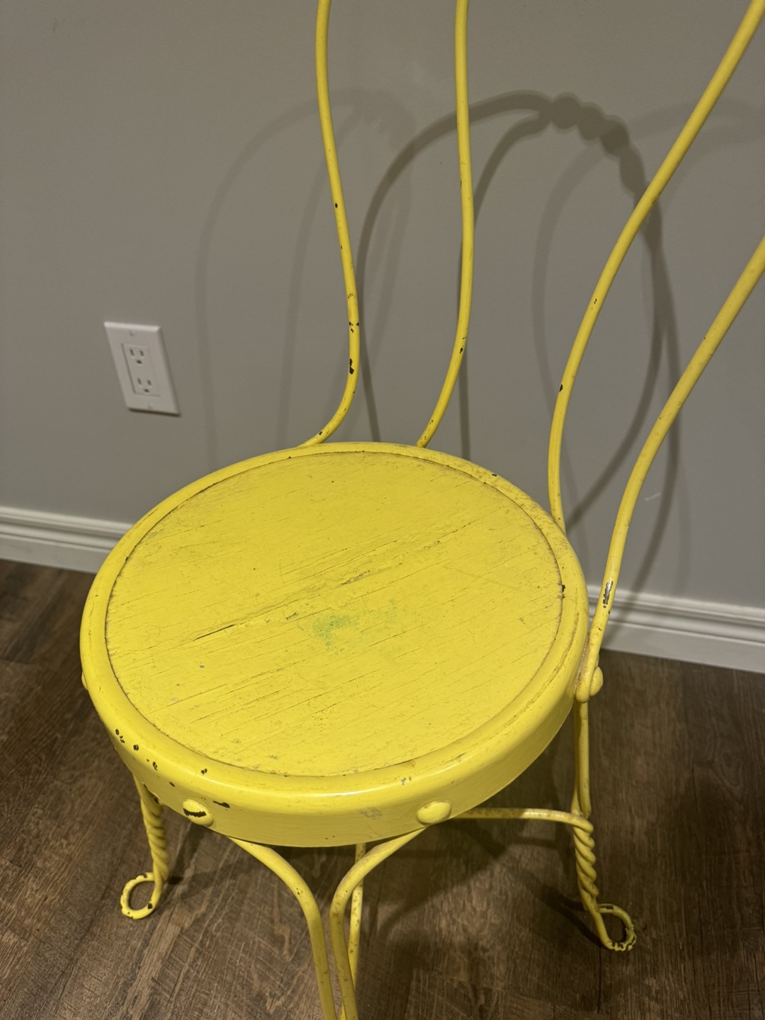 Vintage Yellow chair - photo 3