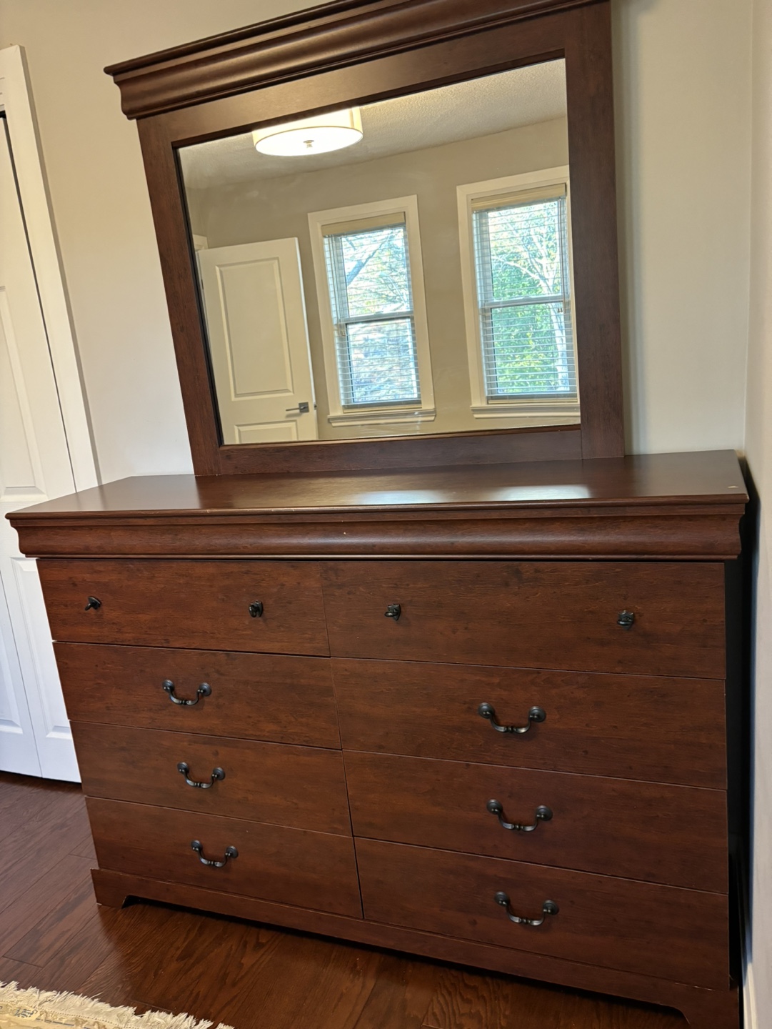 South Shore dressing table with mirror & 2 night tables - photo 2