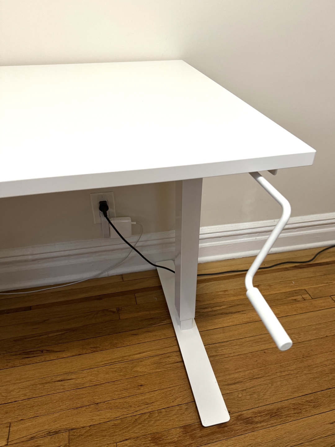 IKEA TROTTEN Sit/Stand Desk White - photo 5
