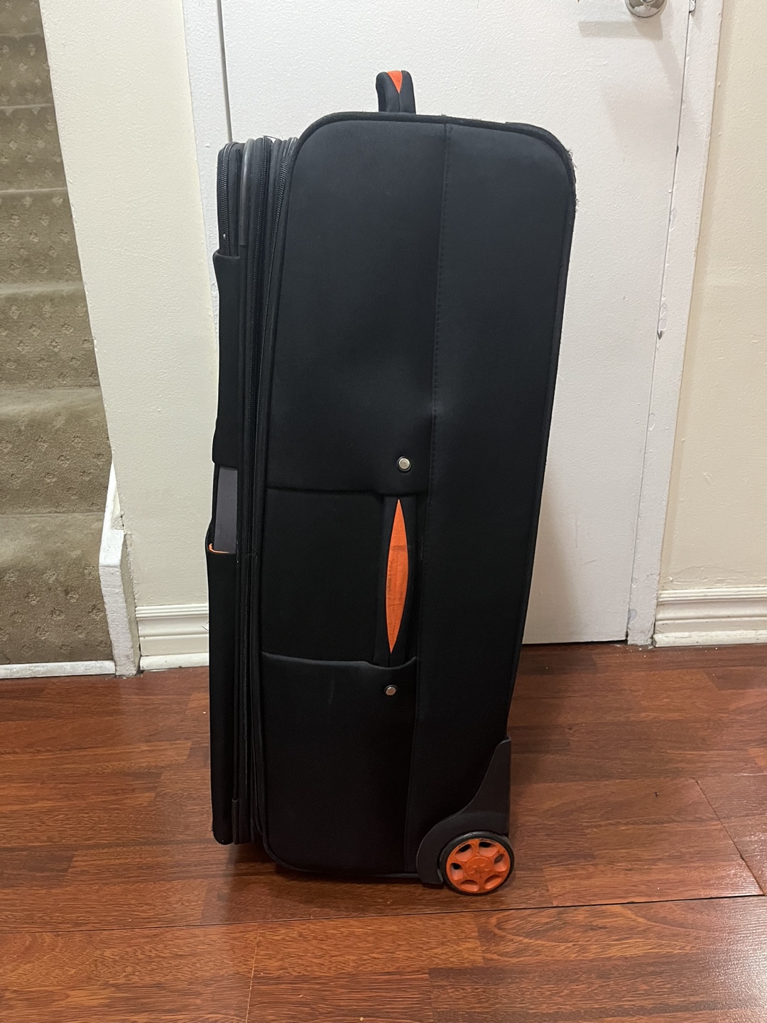 Large Rolling Luggage - photo 4