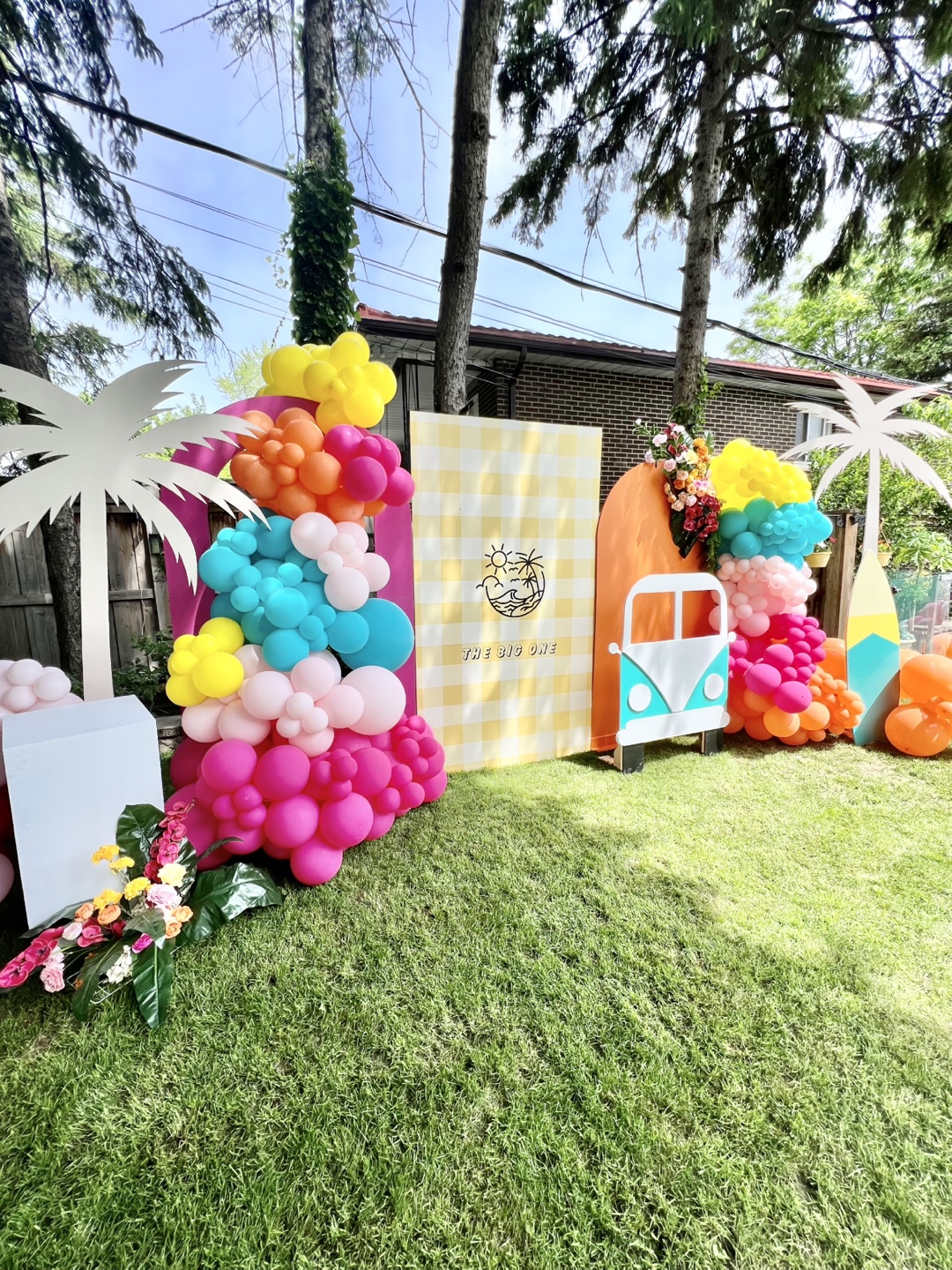 Aloha Themed Birthday Party - photo 2