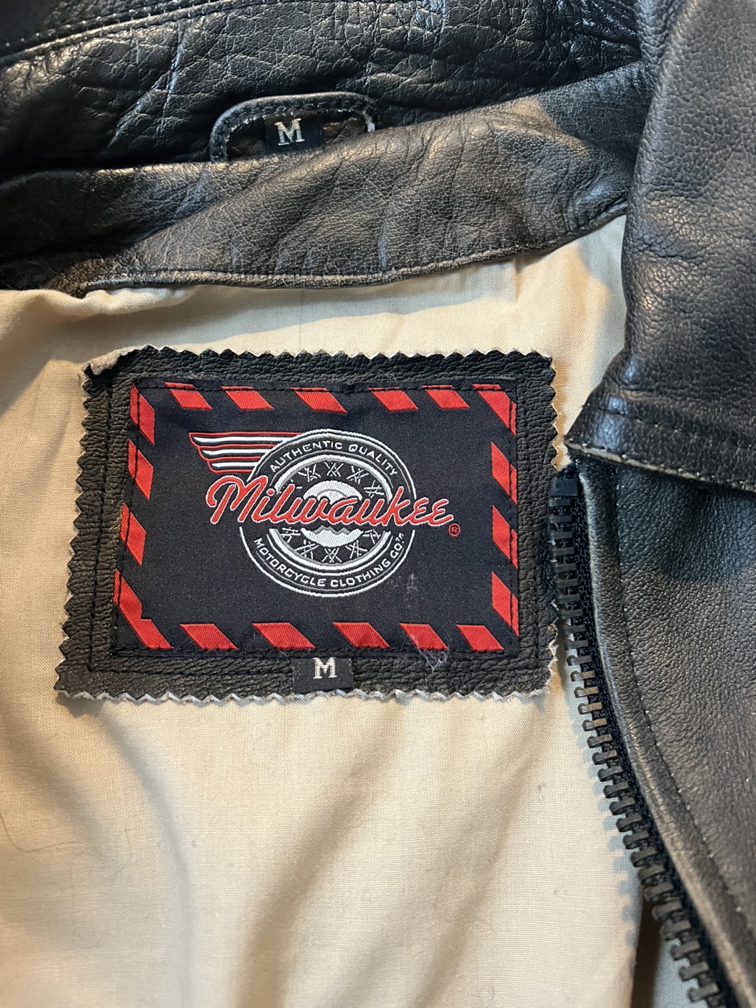 NEVER WORN Milwaukee Motorcycle Leather Jacket - photo 4
