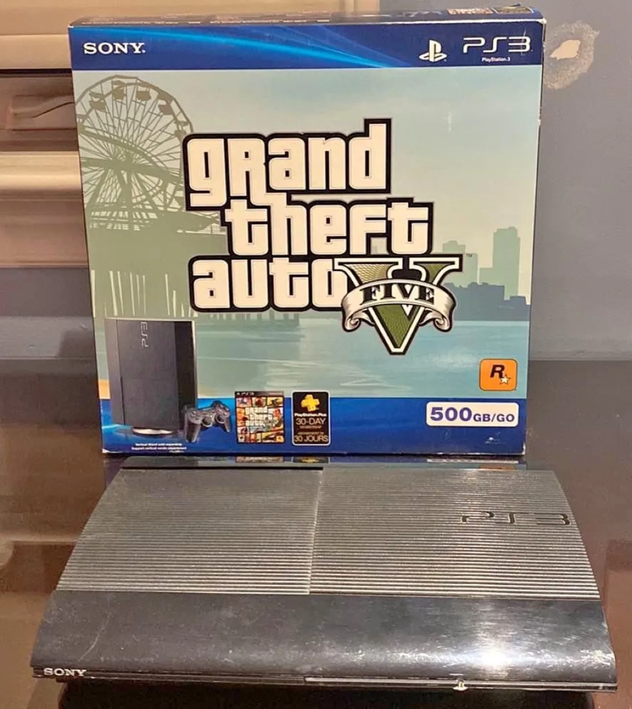 PS3 500GB Console with Games and Controllers image indicator(2)