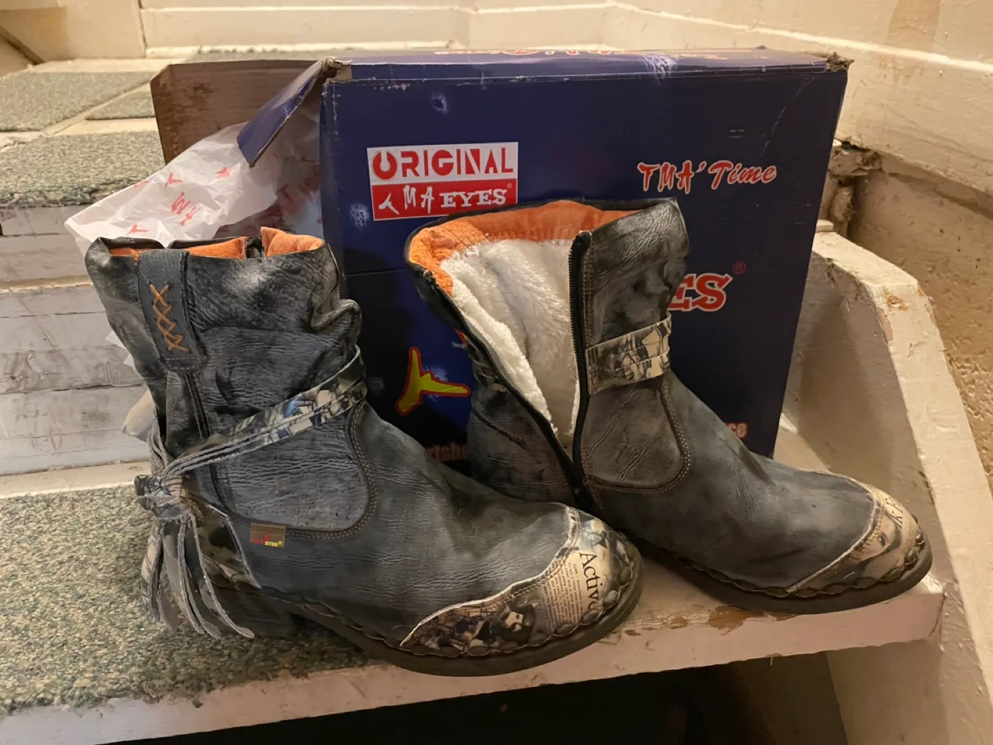 Original TMA Eyes Women's leather Boots image indicator(2)