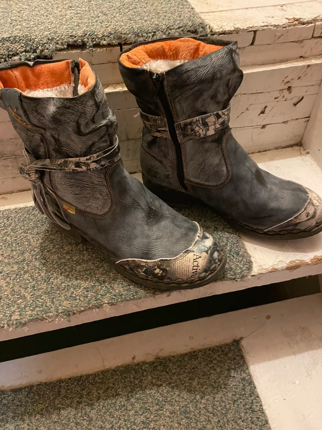 Original TMA Eyes Women's leather Boots image indicator(8)