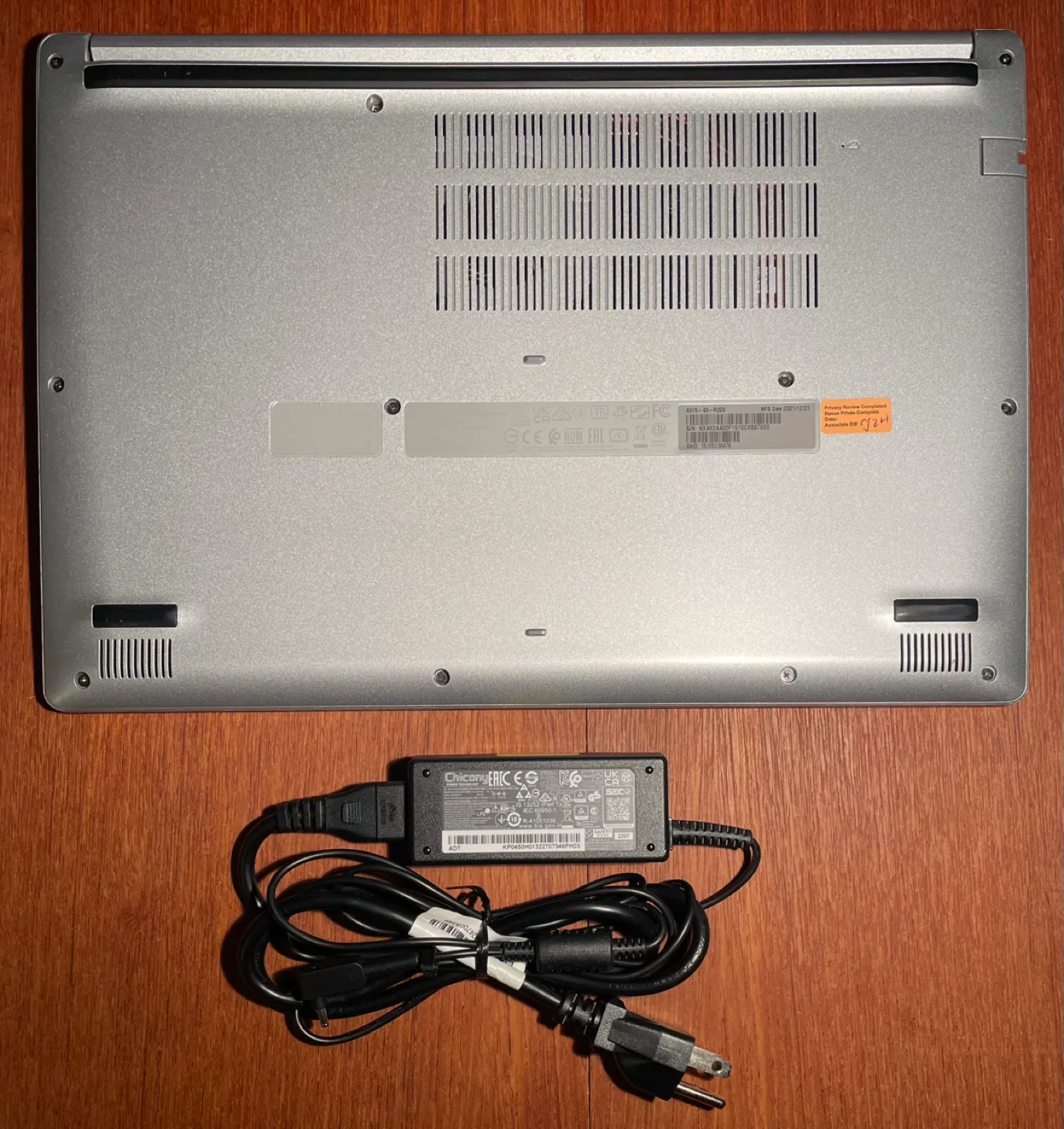 DU $904 Acer A515 Aspire Laptop 15.6” AMD Ryzen 7 16GB RAM 512GB image indicator(3)