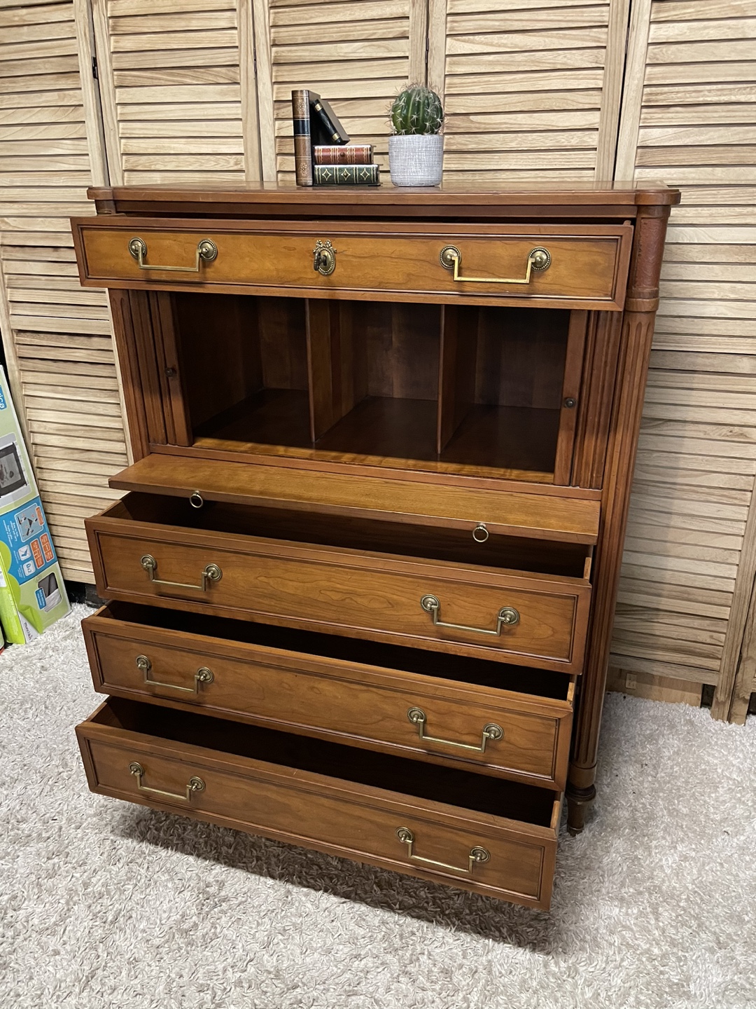 Kindel French Regency Dresser With Tambour - photo 2