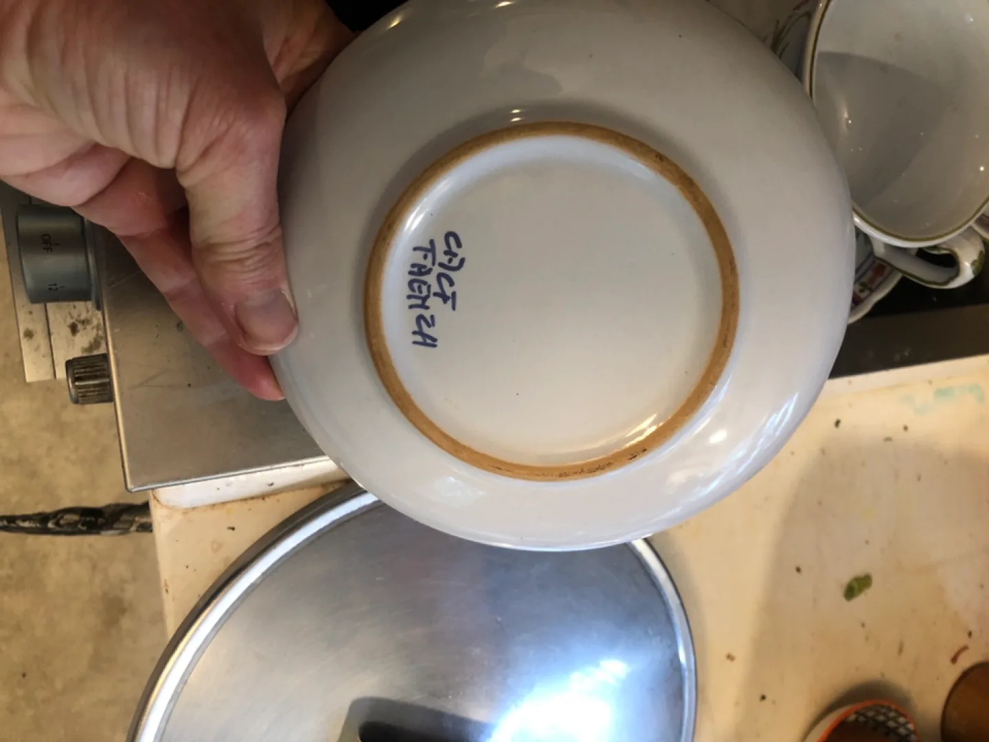 Italian Hand-Painted Dinnerware Set image indicator(10)