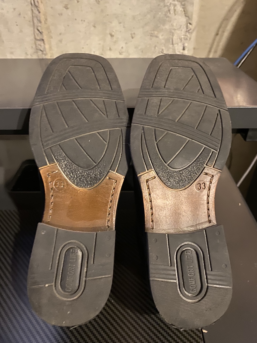 Boys Black Leather Slip-on Shoes Size 33 - photo 2