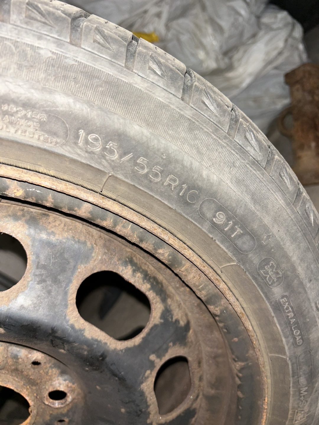 Michelin Winter Tire and Rim - photo 4