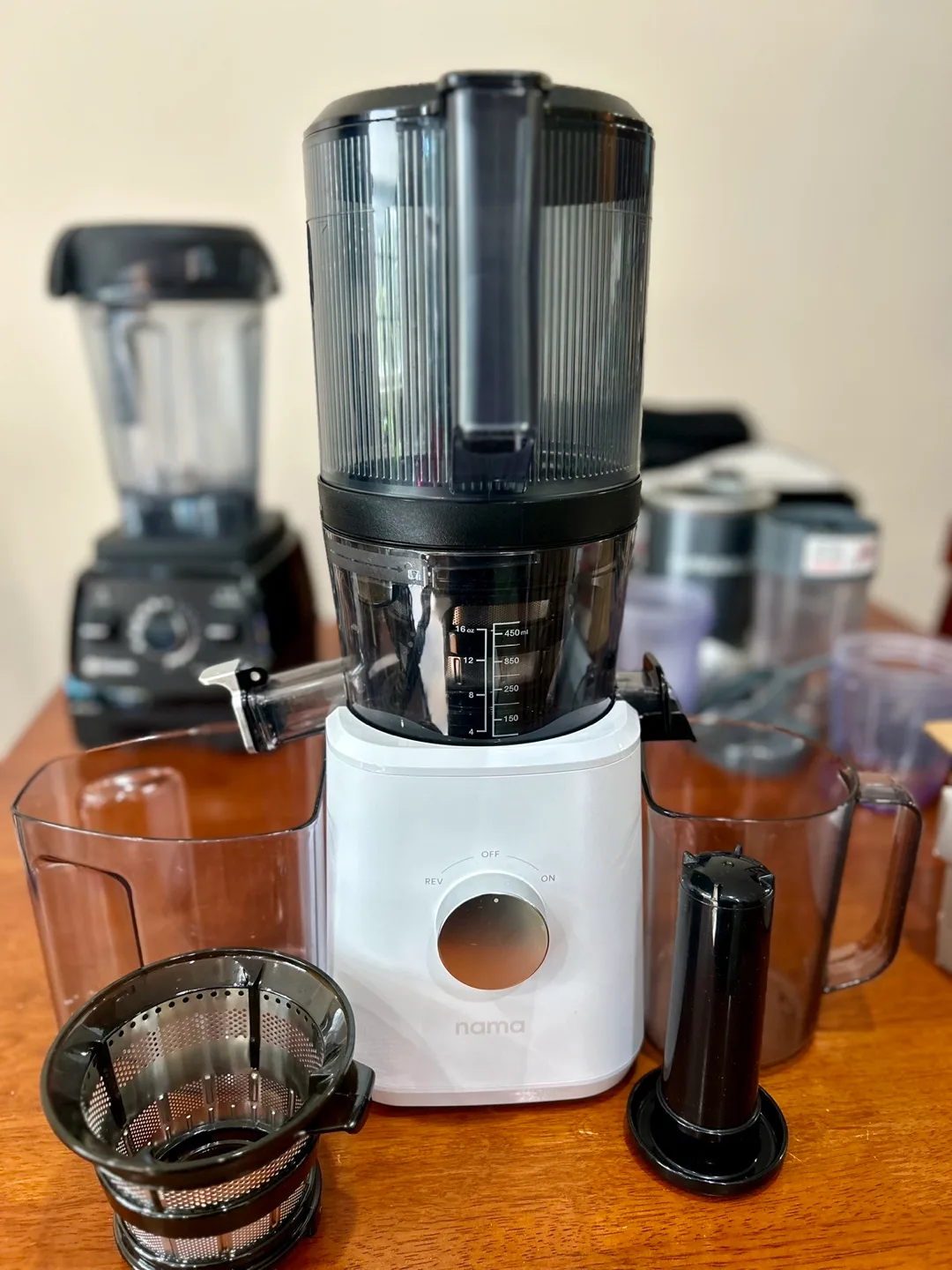 Nama Cold Press Juicer thumbnail