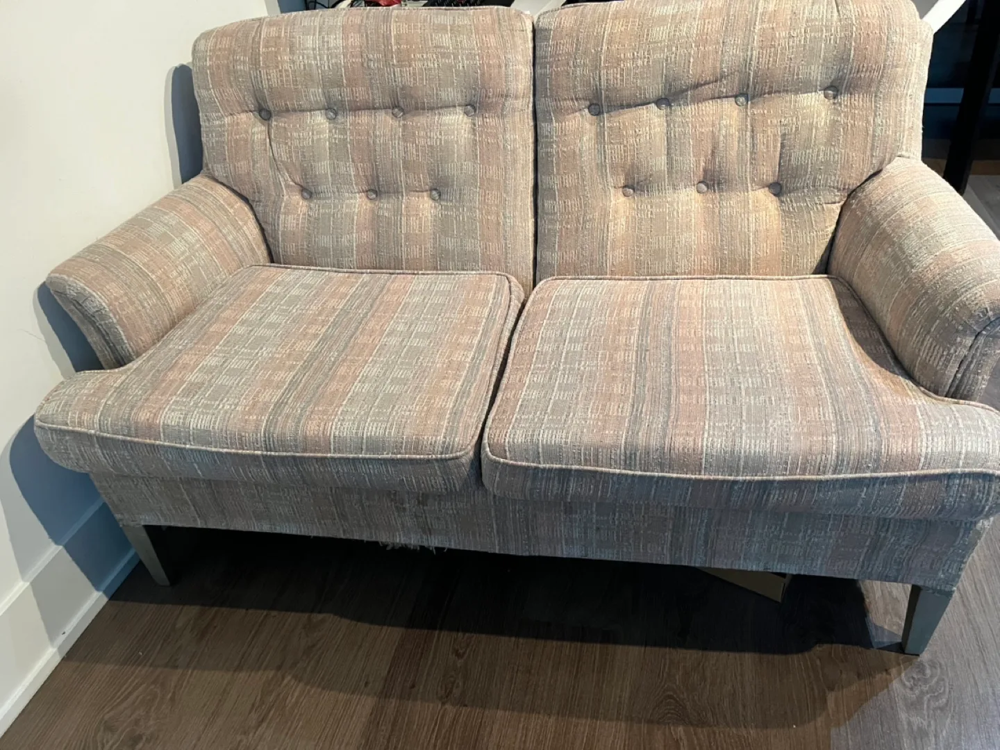 Two-seater Couch thumbnail