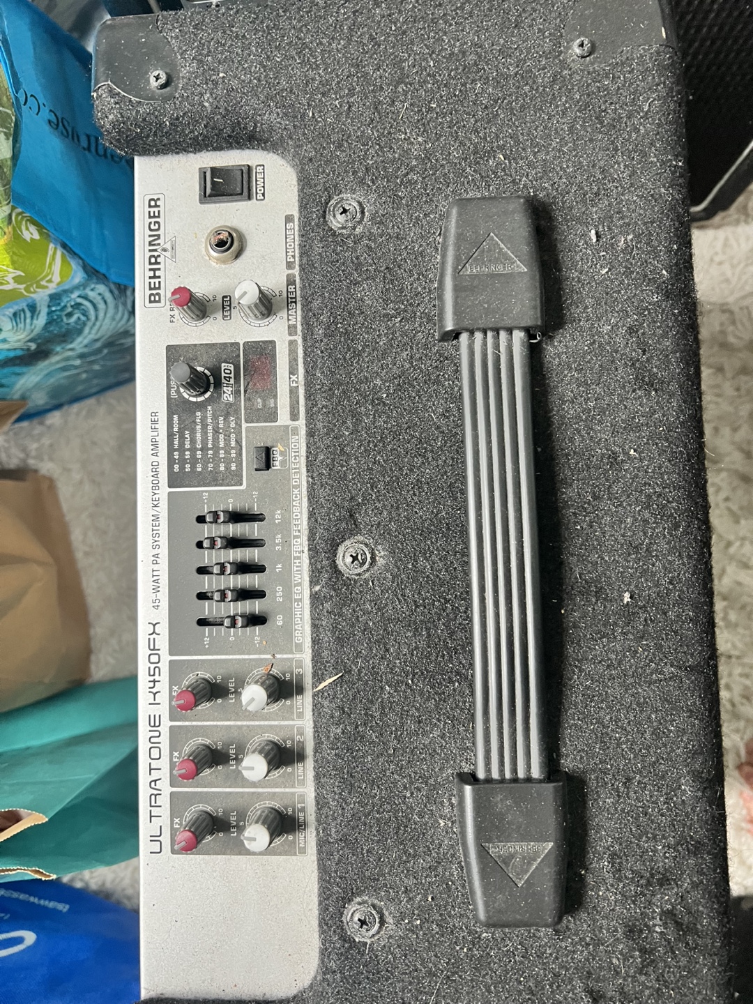 Behringer Ultra-Tone K450FX PA/Keyboard Amplifier - photo 2