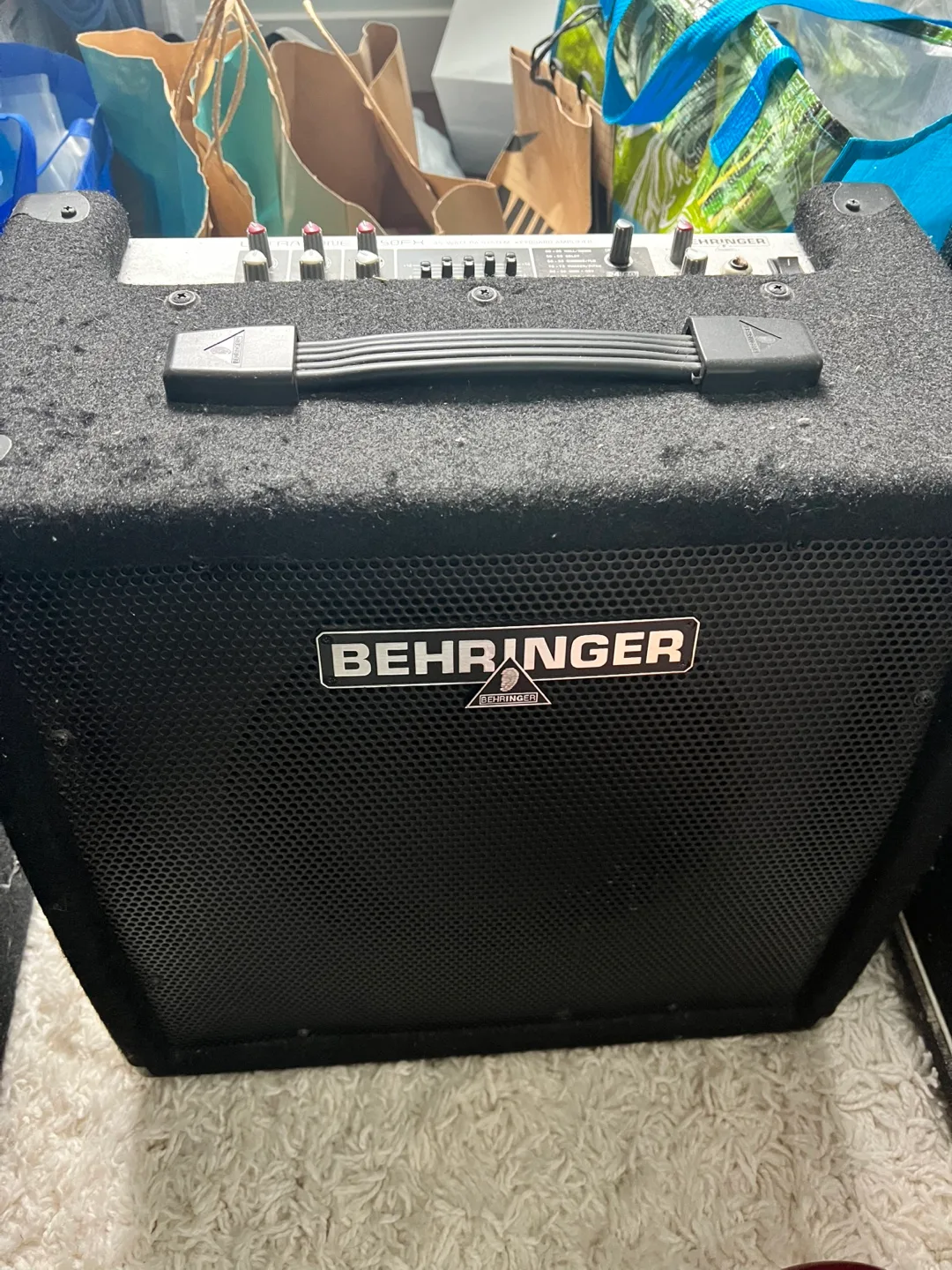 Behringer Ultra-Tone K450FX PA/Keyboard Amplifier thumbnail