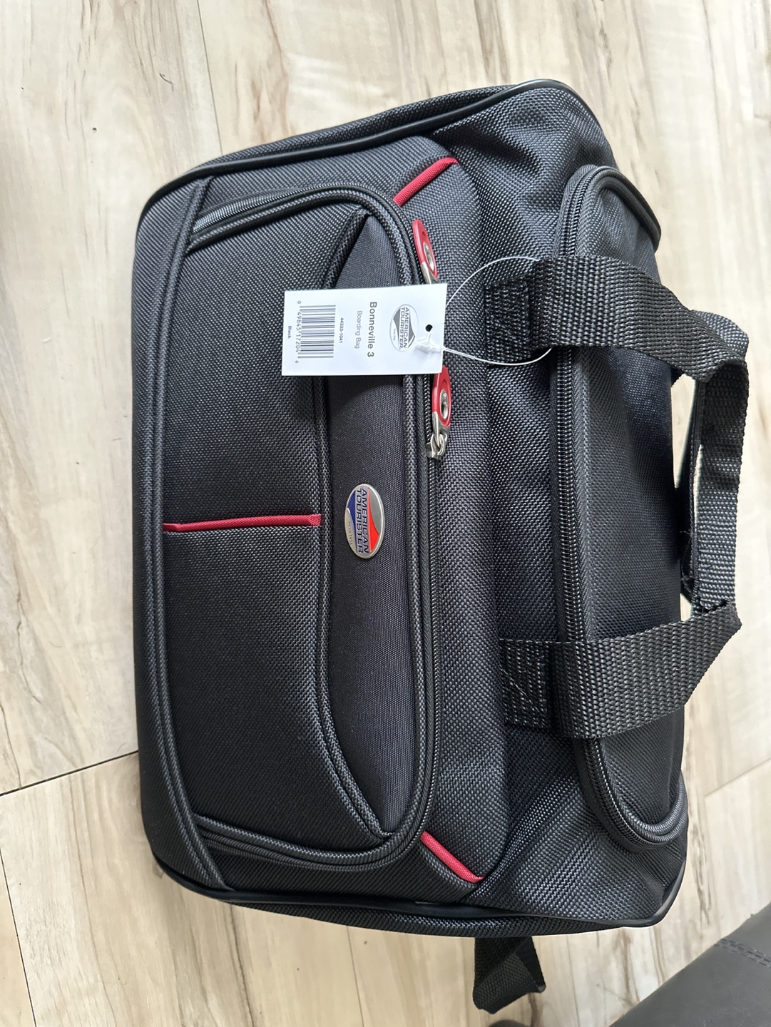 American Tourister 2-Piece Luggage Set - photo 3