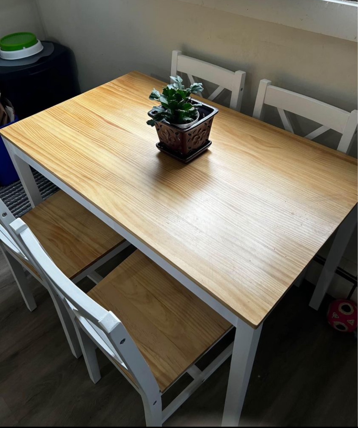 Dining Table Set with 4 Chairs