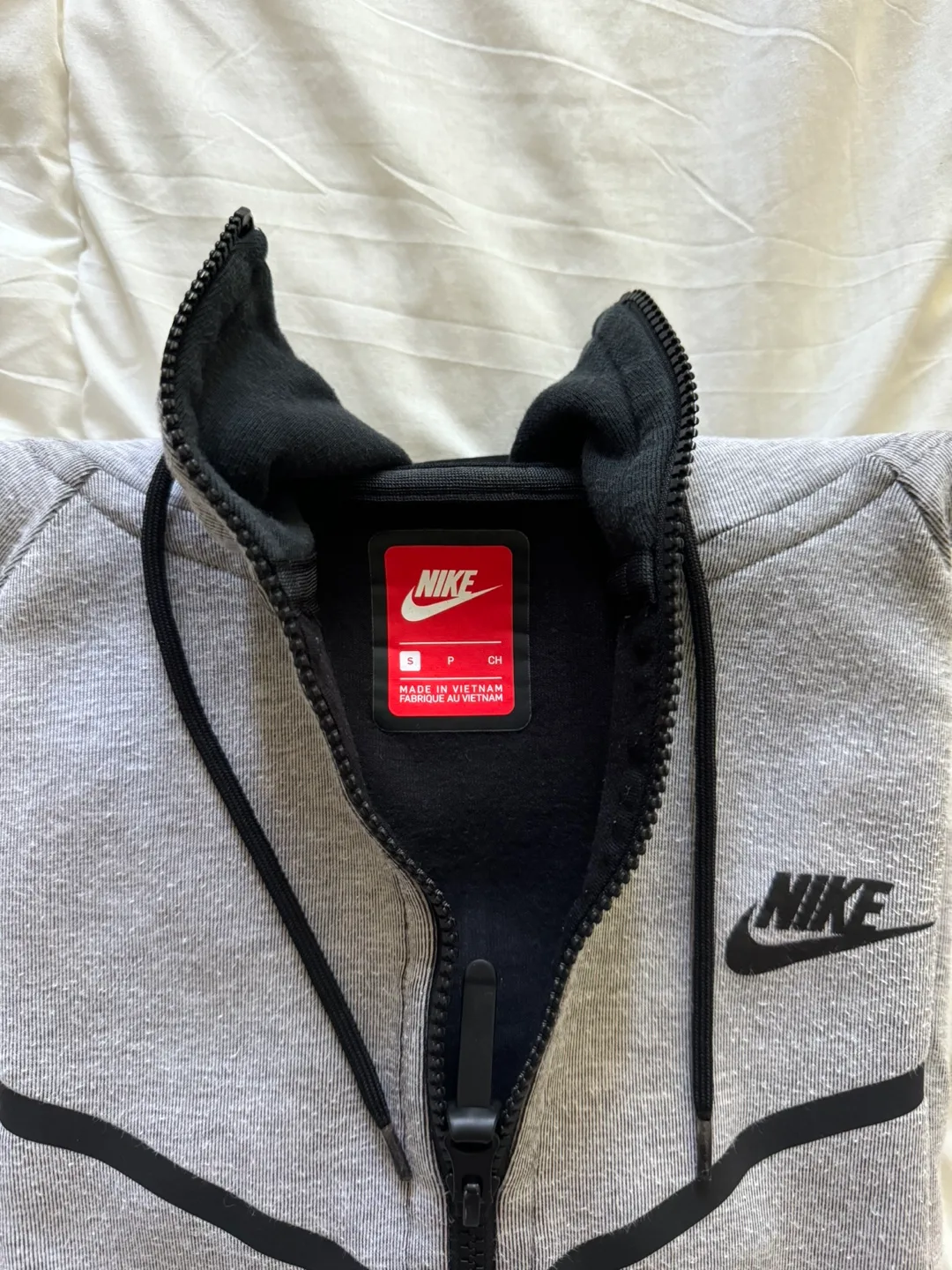 Nike Tech Fleece Full Zip Hoodie image indicator(2)
