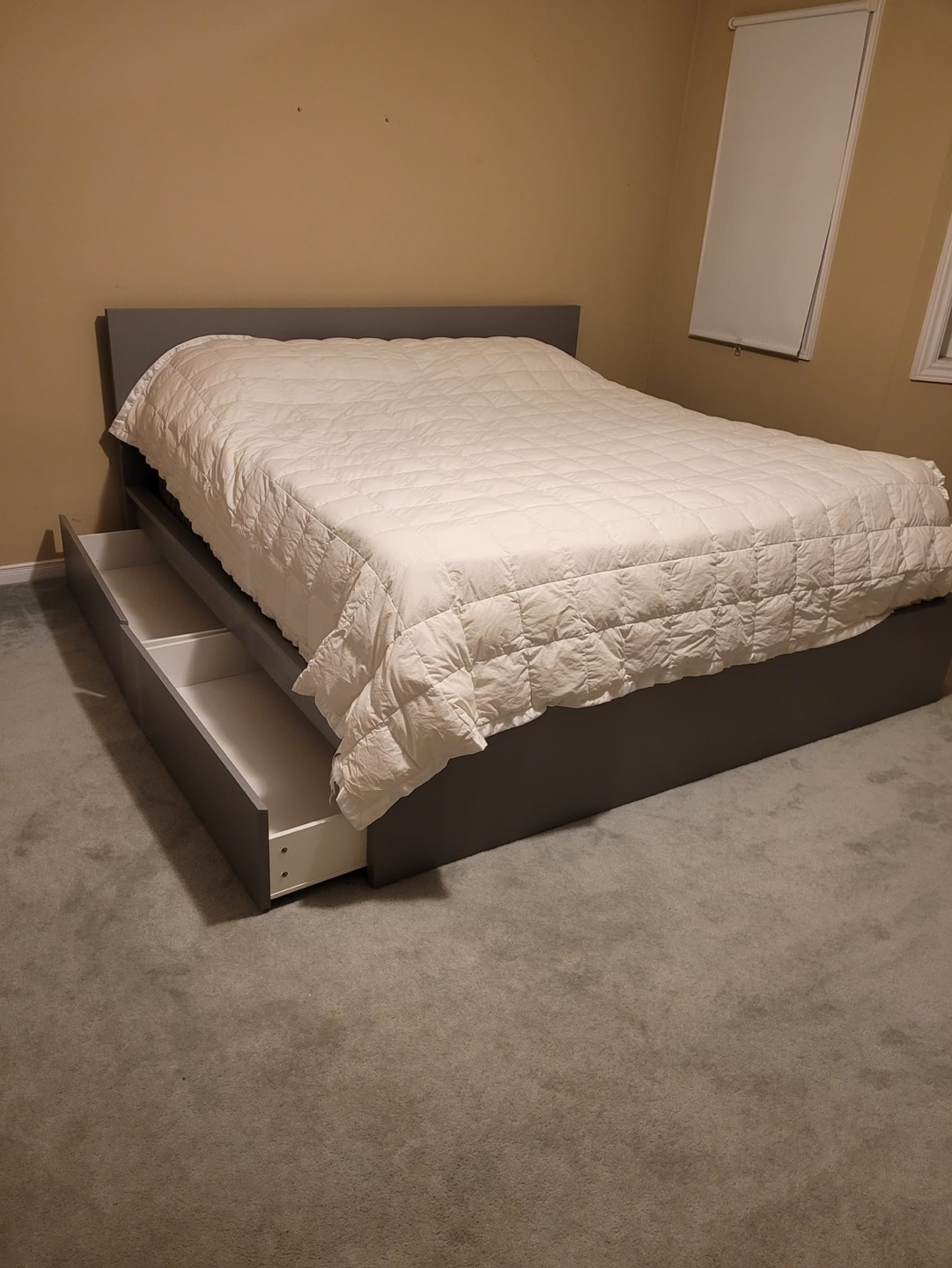 IKEA MALM king size bed with Storage - photo 4