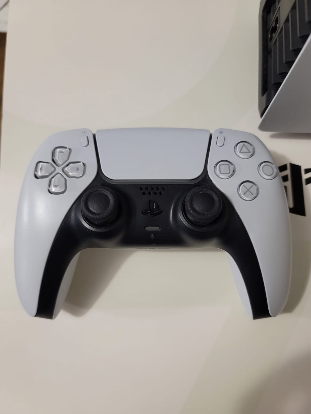 PlayStation 5 Console + controller - photo 4