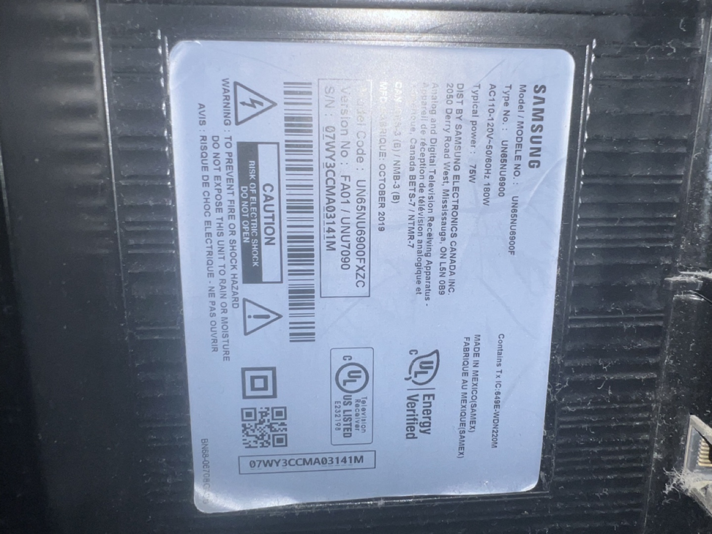 Samsung 65 inch Smart TV - photo 2