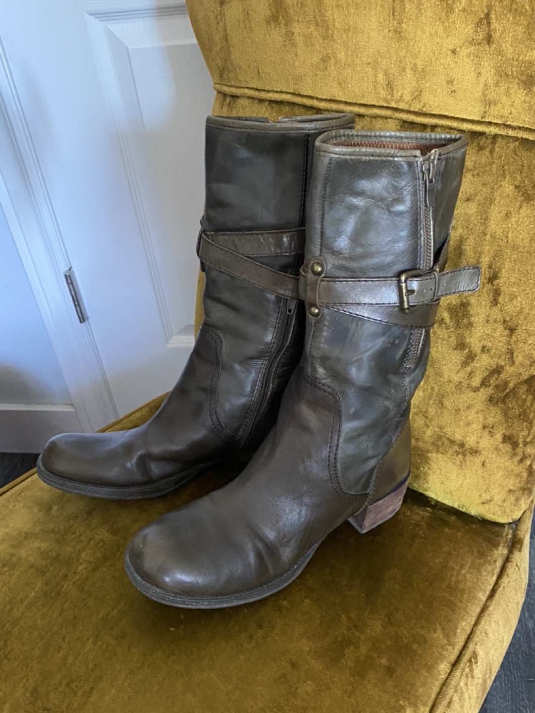 Naya Green Leather Boots