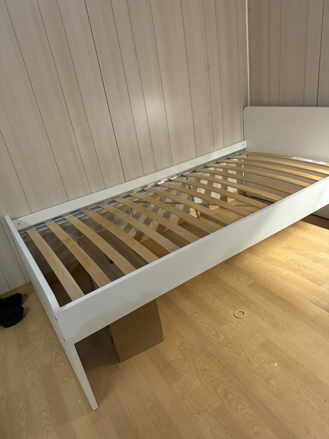 IKEA ASKVOLL Twin Bed Frame - photo 4