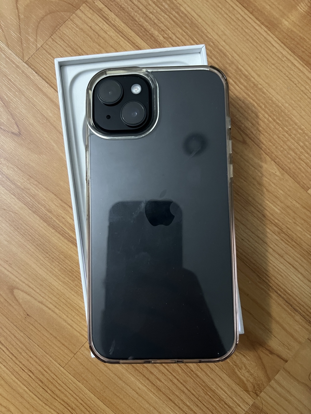 iPhone 15 Plus & AirPods Pro 2 - photo 3