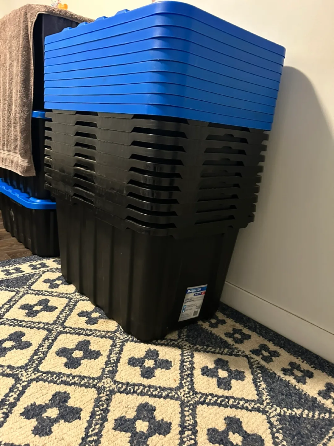 7x 102L Mastercraft Storage Boxes (102L) thumbnail