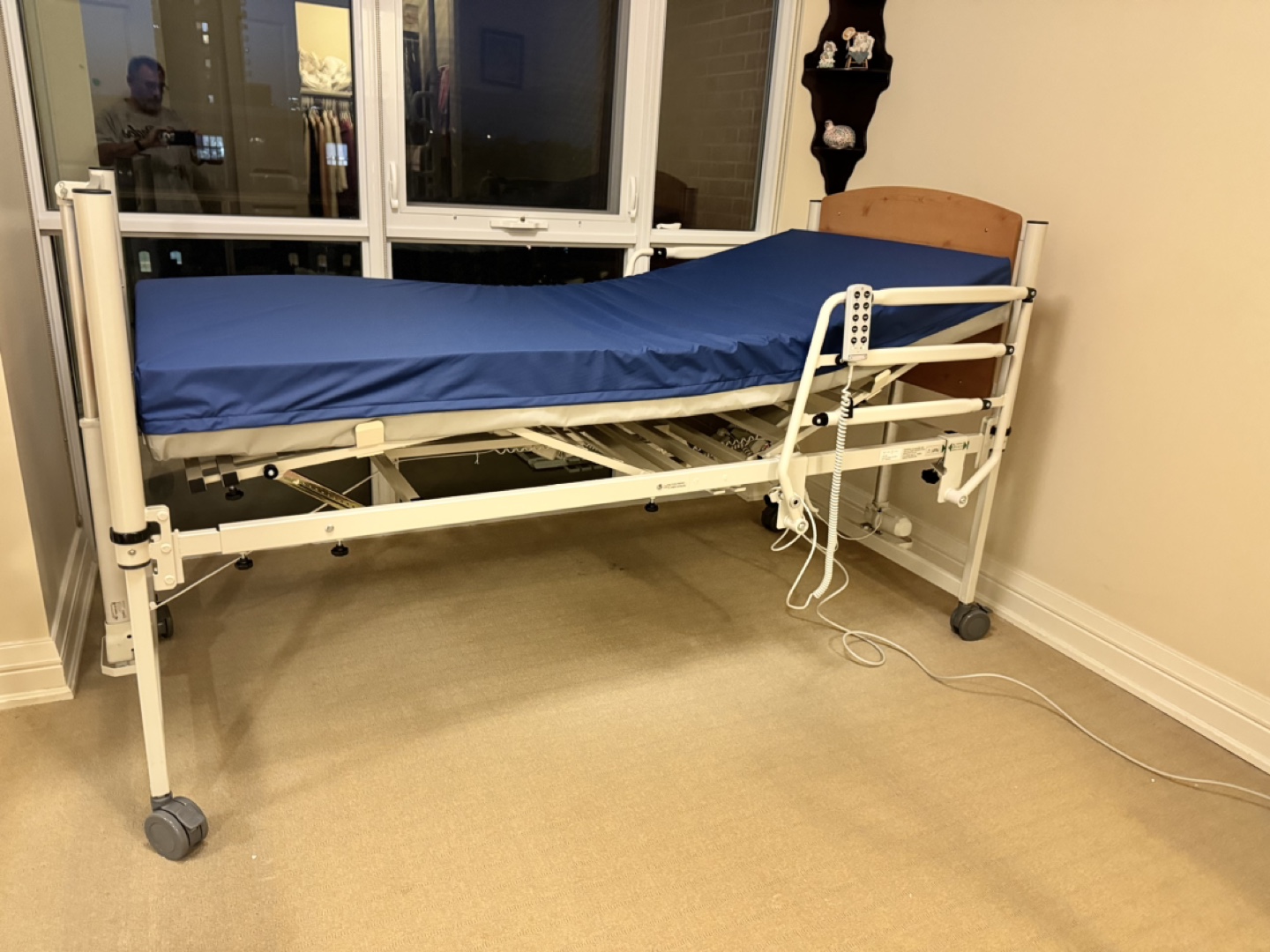 Harmony Electric Adjustable Hospital Bed - photo 3