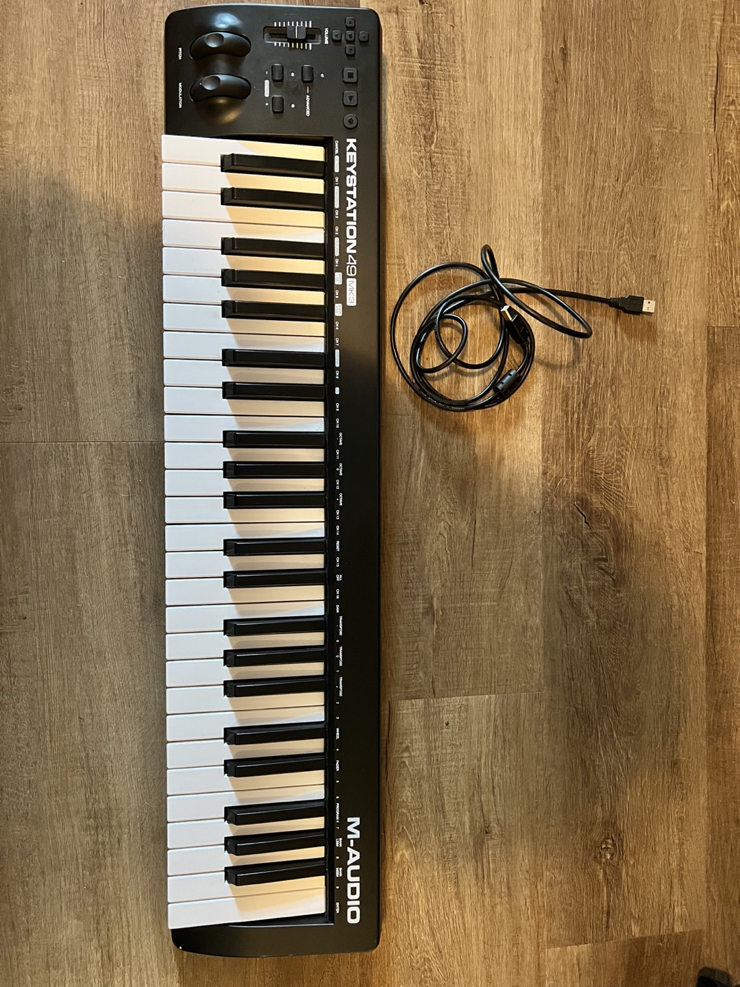 M-Audio Keystation 49 MIDI Keyboard in box