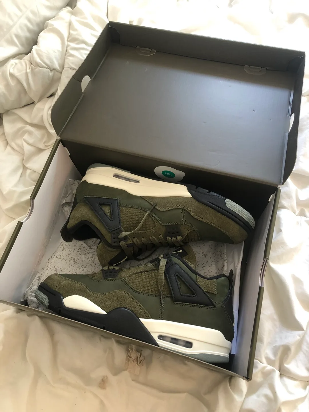 Air Jordan 4 Retro SE Craft “Medium Olive” - Size 11.5