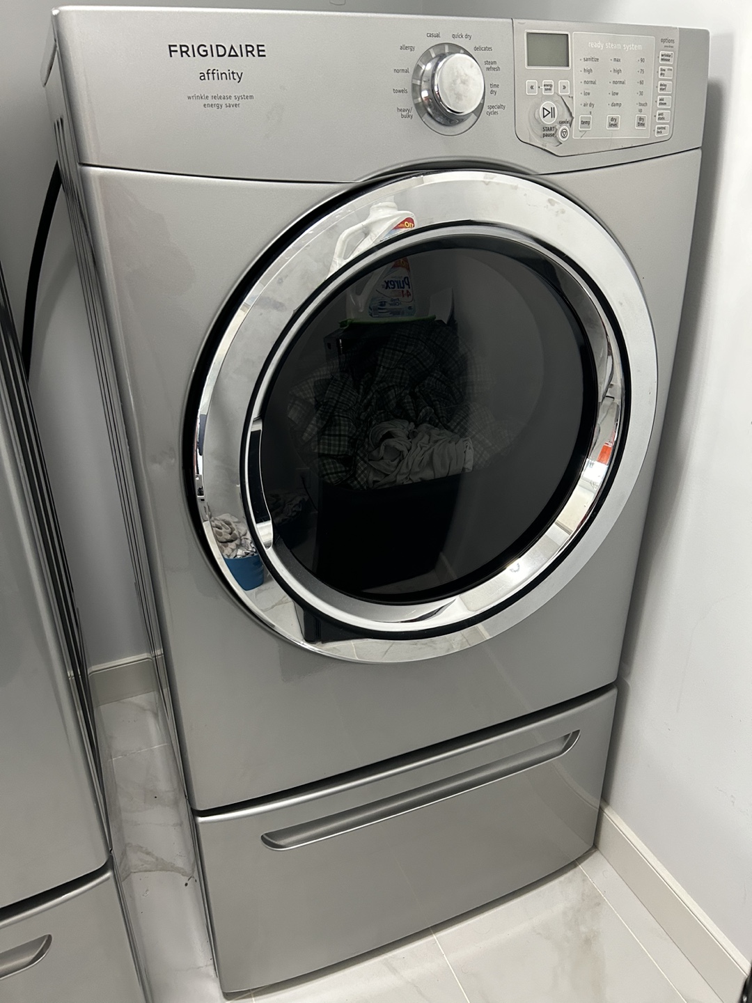 Frigidaire Affinity Washer and Dryer Set - photo 3