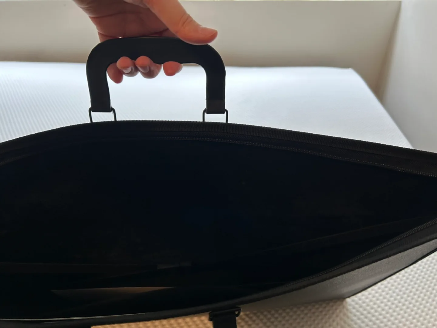 Mont Marte Art Portfolio image indicator(2)