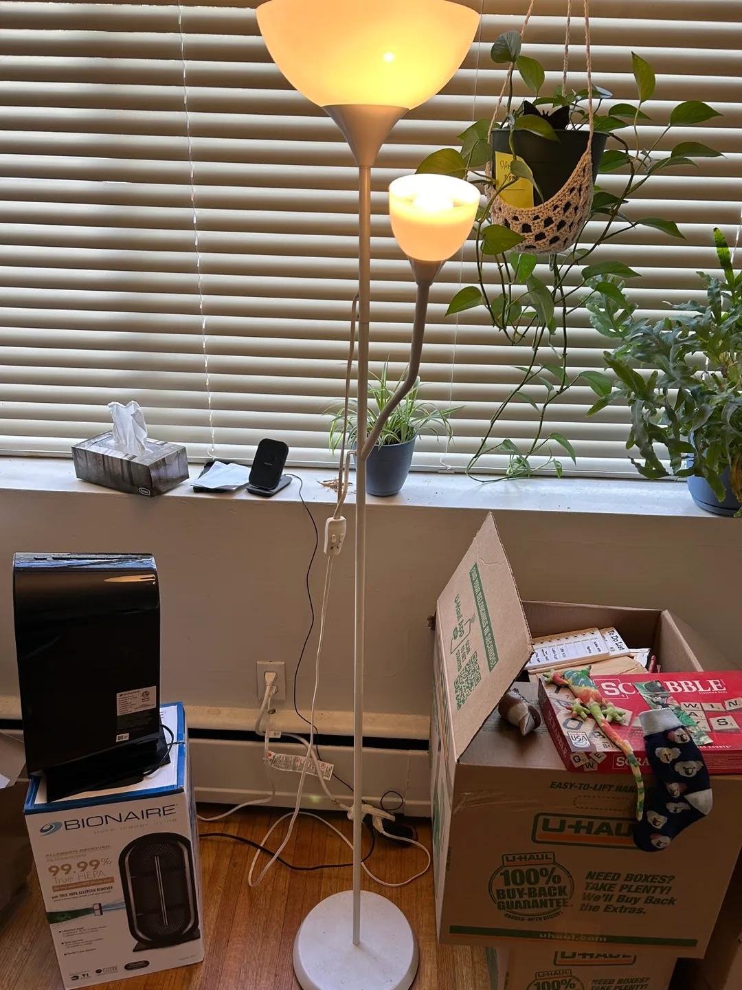 IKEA TAGARP White Floor Lamp image indicator(2)