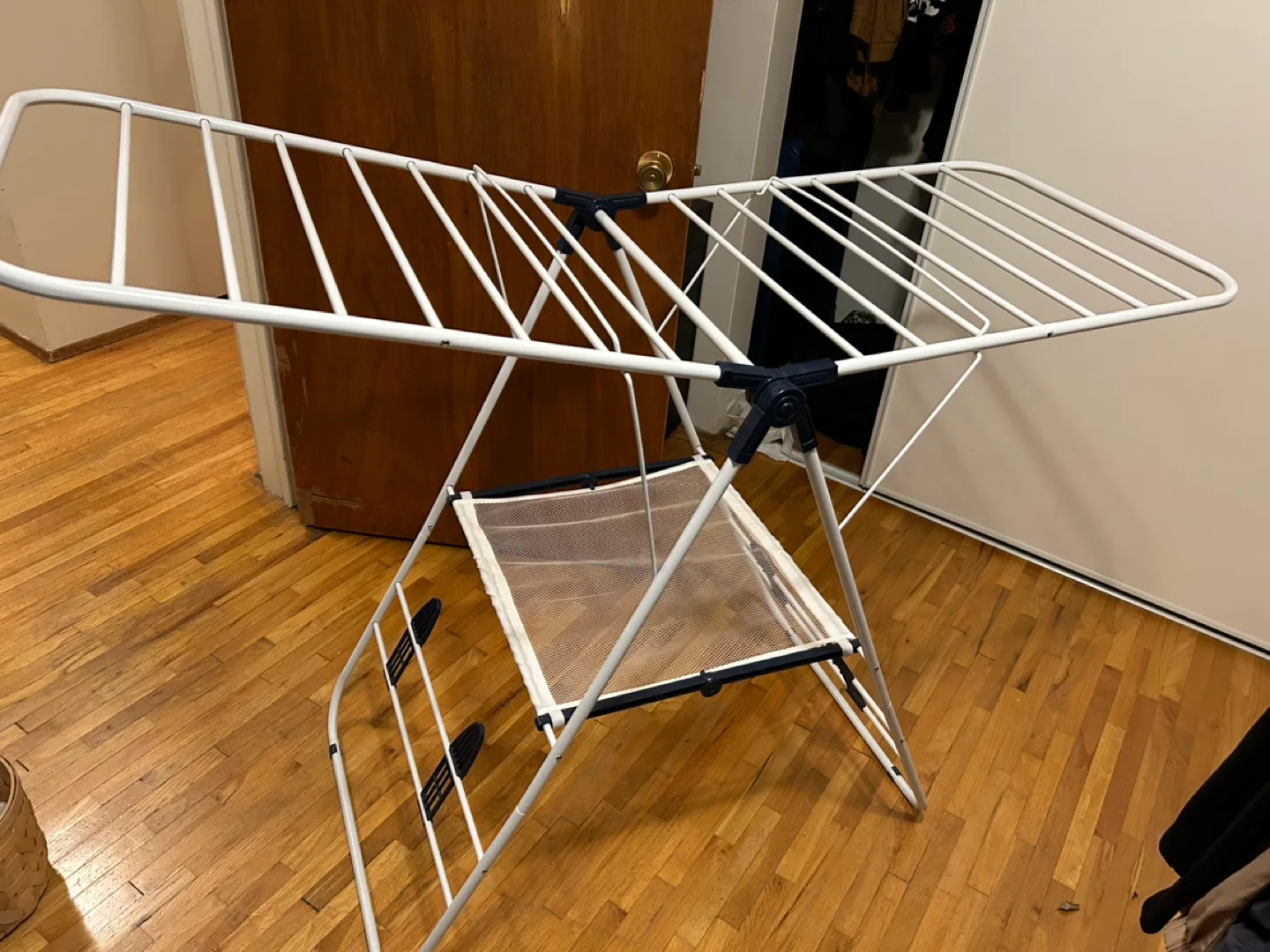 Mainstays Heavy Duty Drying Rack image indicator(2)