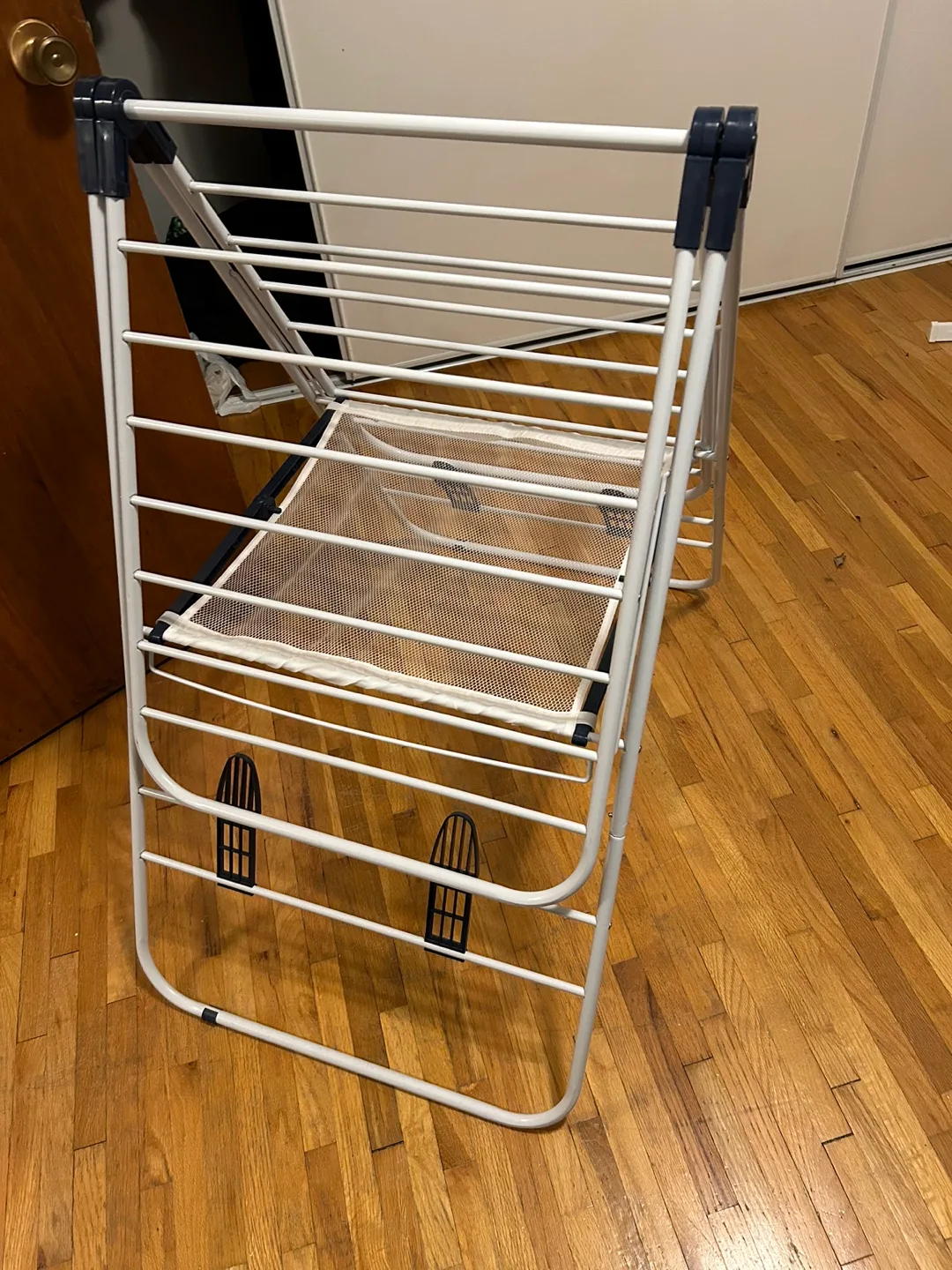 Mainstays Heavy Duty Drying Rack image indicator(4)