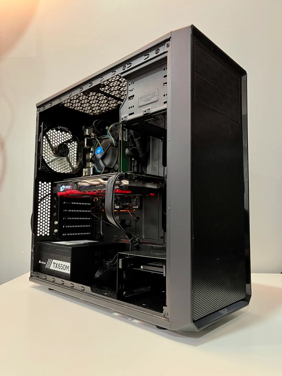 Budget Gaming PC i5-7400 \ RX 580 8GB \ 16GB RAM \ 500GB SSD thumbnail