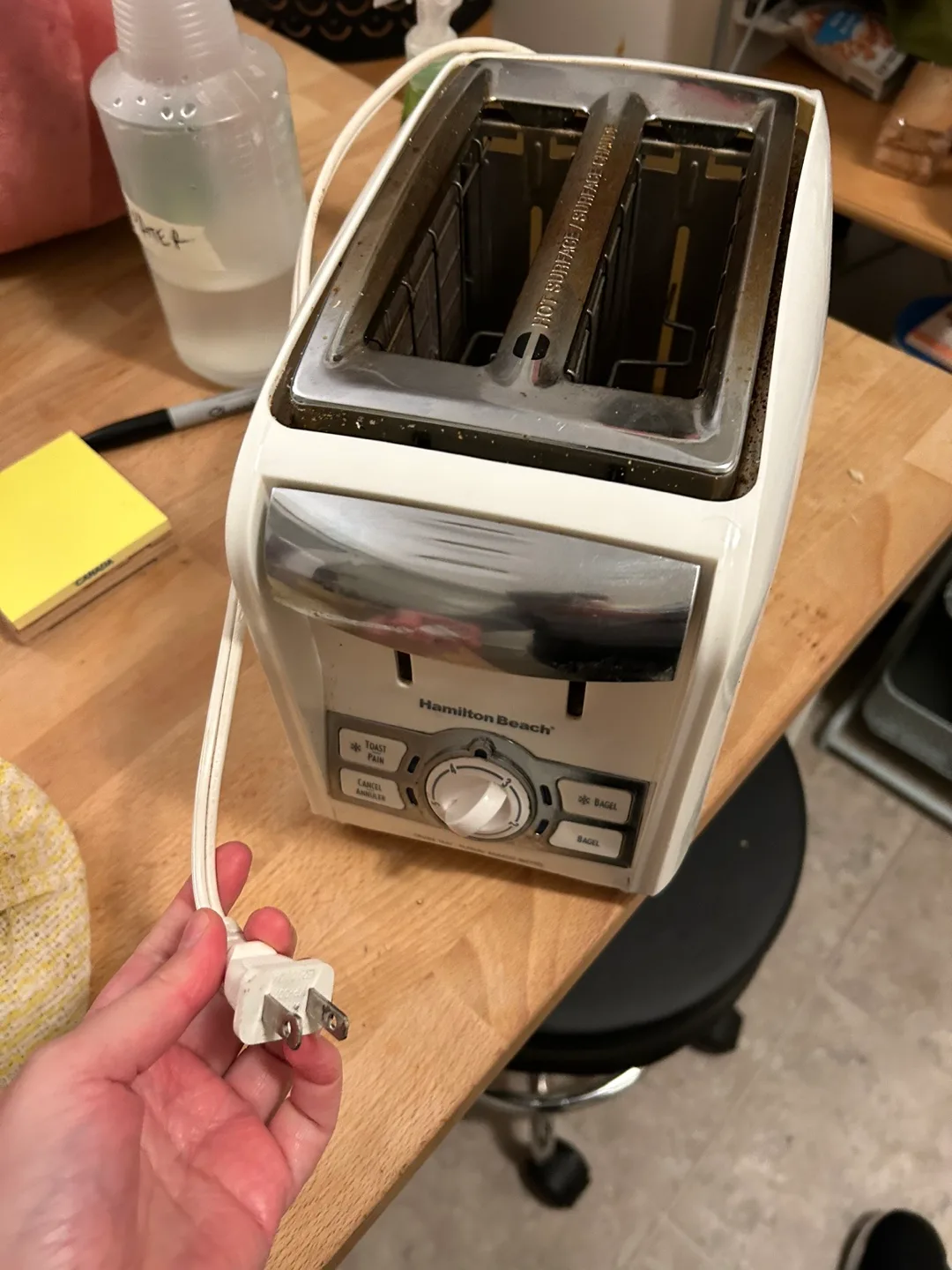 Free Hamilton Beach Toaster image indicator(3)