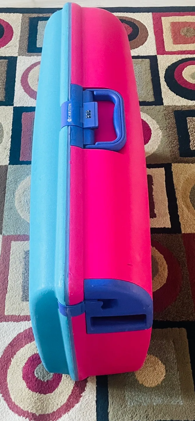 Carlton Luggage Suitcase 30” image indicator(3)