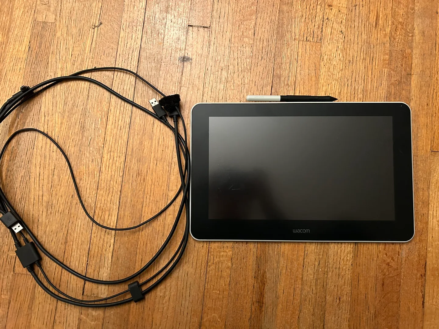 Wacom One Generation One Creative Pen Display 13.3" image indicator(3)