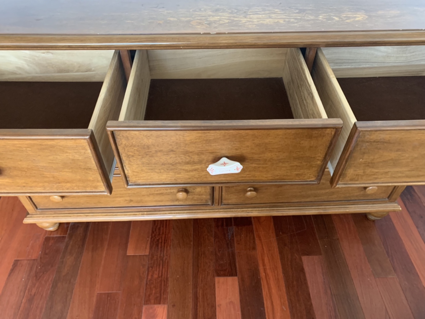 Oak and Veneer 7-Drawer Dresser - photo 3