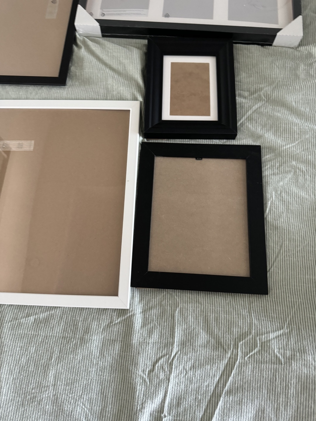 IKEA Picture Frames x5 - photo 5