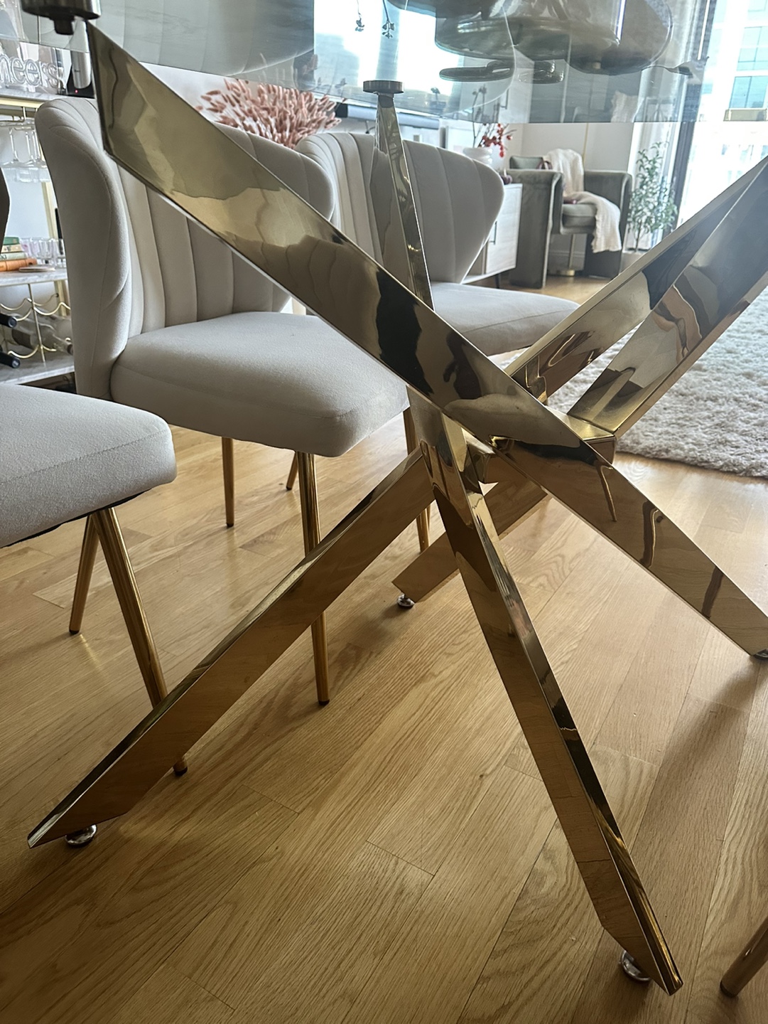 Glass Pedestal Dining Table - photo 4