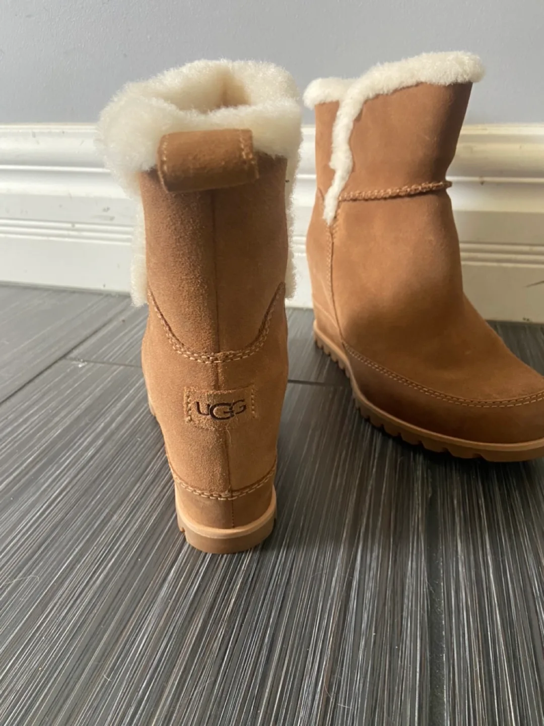 UGG Women's Wedge Boots image indicator(3)